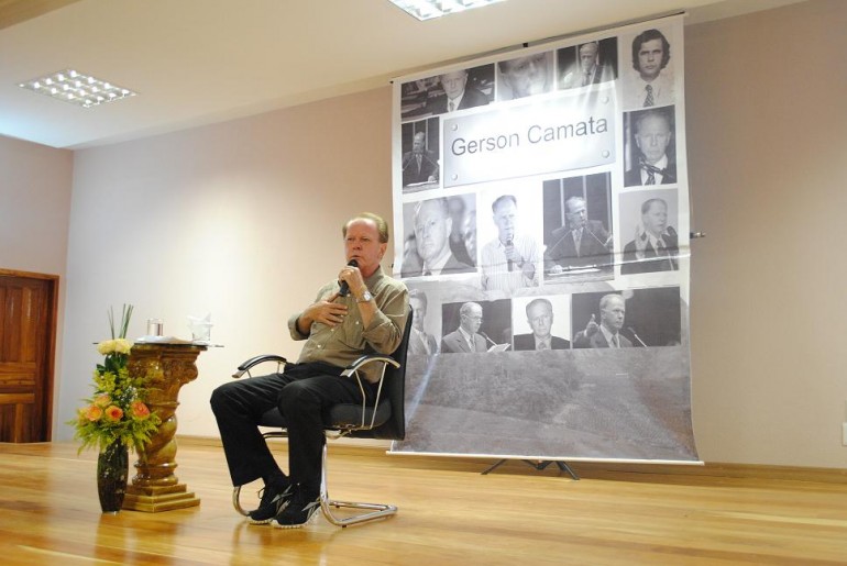 Gerson Camata abre “Projeto Revivendo Nossa História” em Marilândia 
